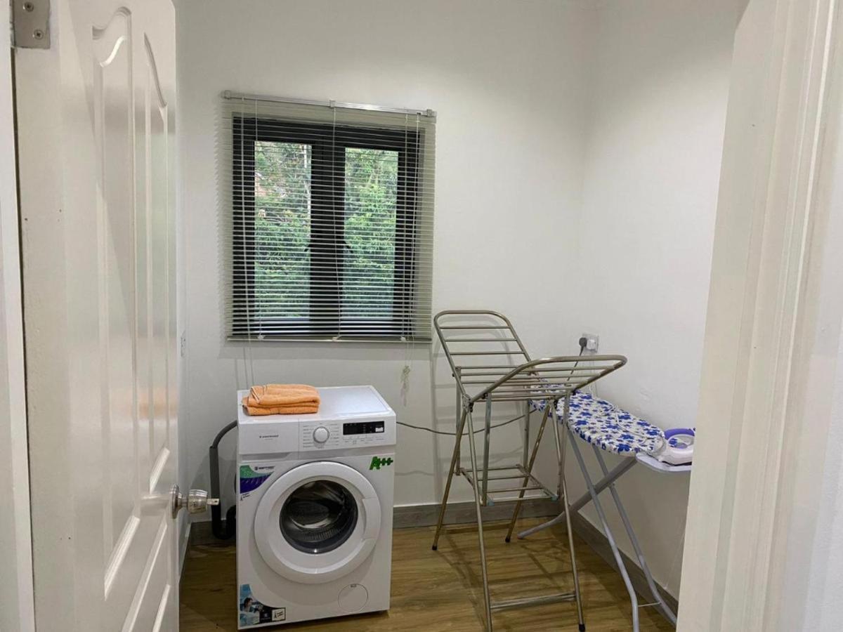 Jasmine Stay Self-Catering Apartments Victoria Kültér fotó